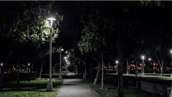 iluminación plazas parques, alumbrado publico con led