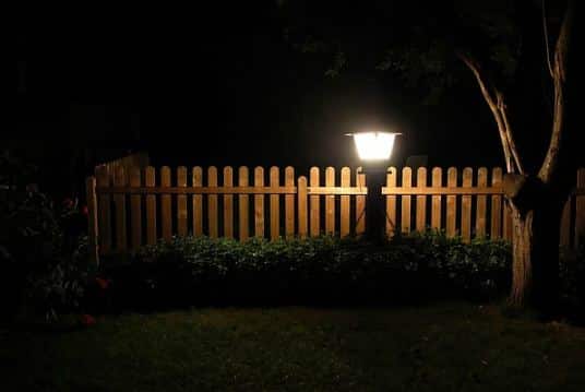 Iluminación Exterior LED para Espacios y Jardines - Megabright